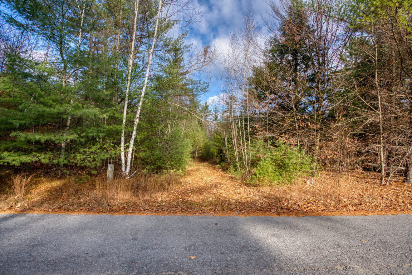 L23 Pineview Court