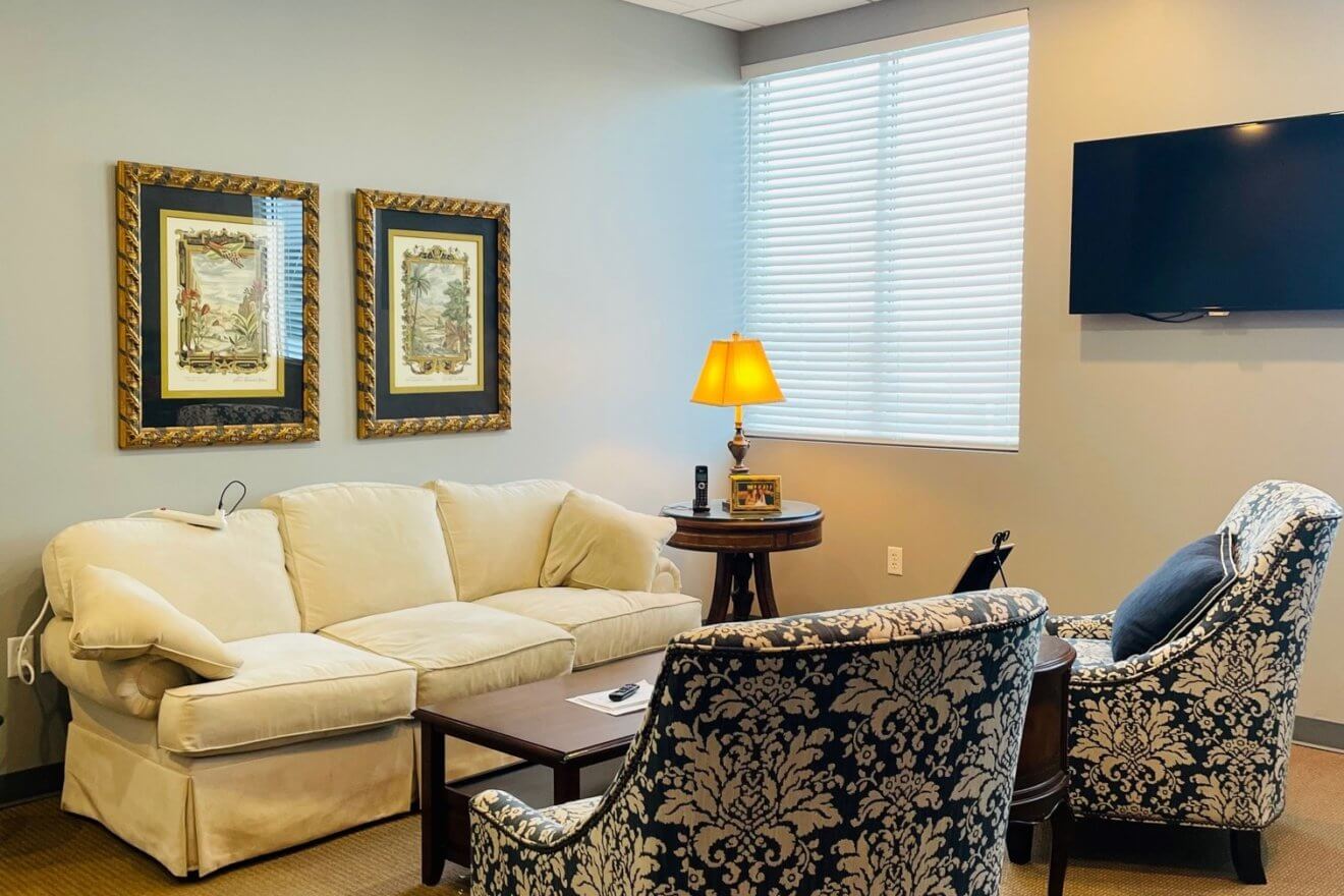 19 Railroad Place #202