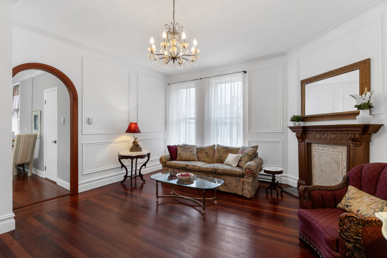 115 Union Avenue R202