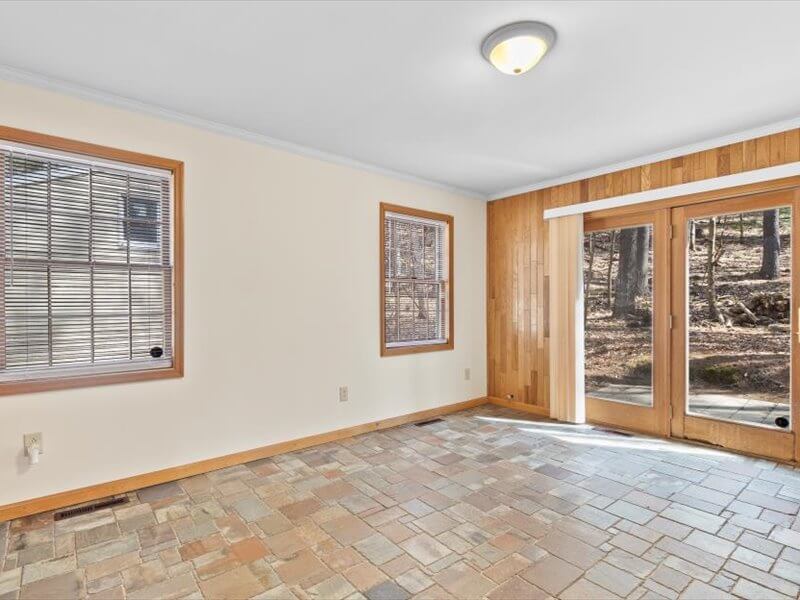 96 Lake Tour Road