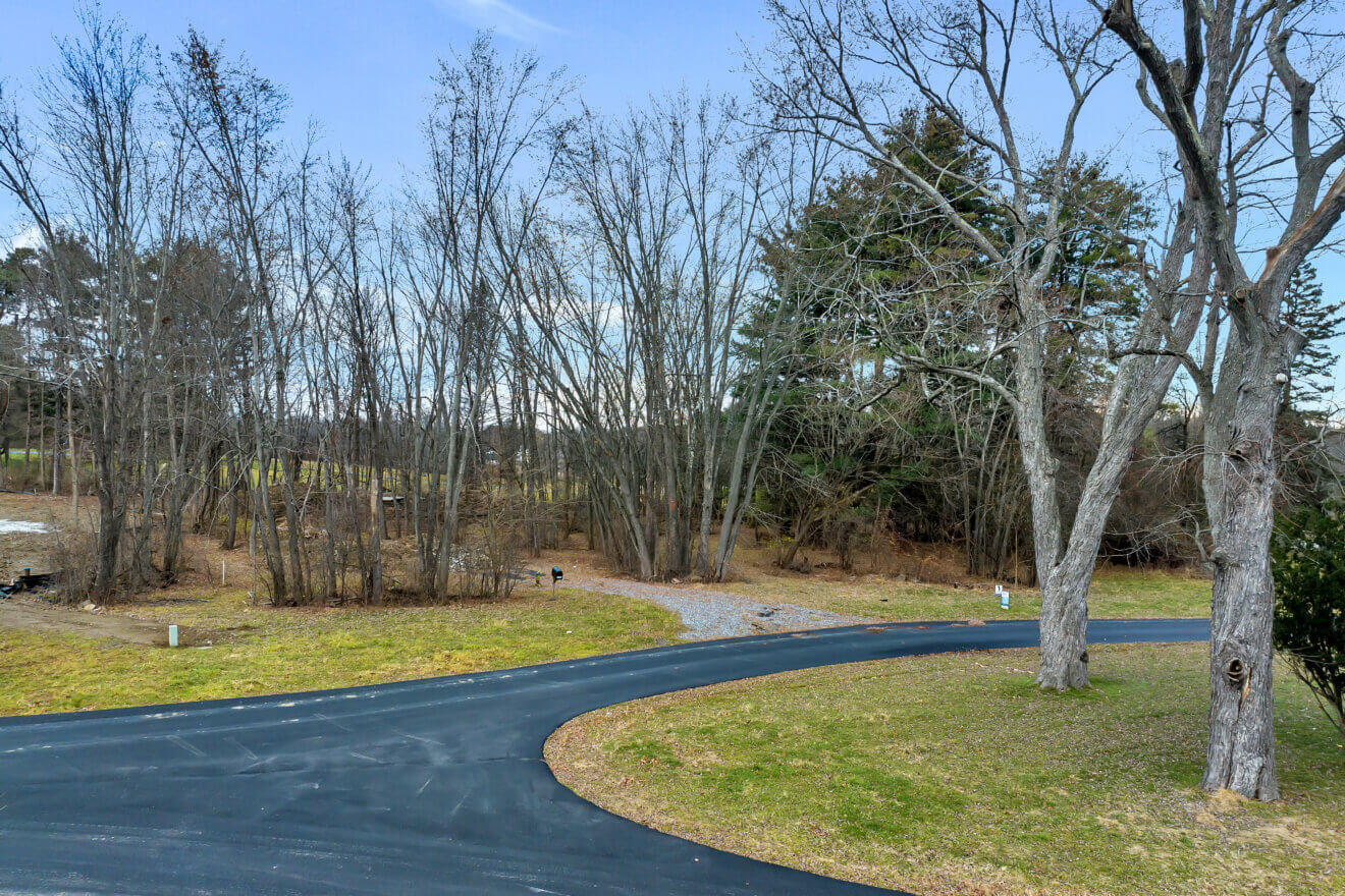 1 Pickett Lane