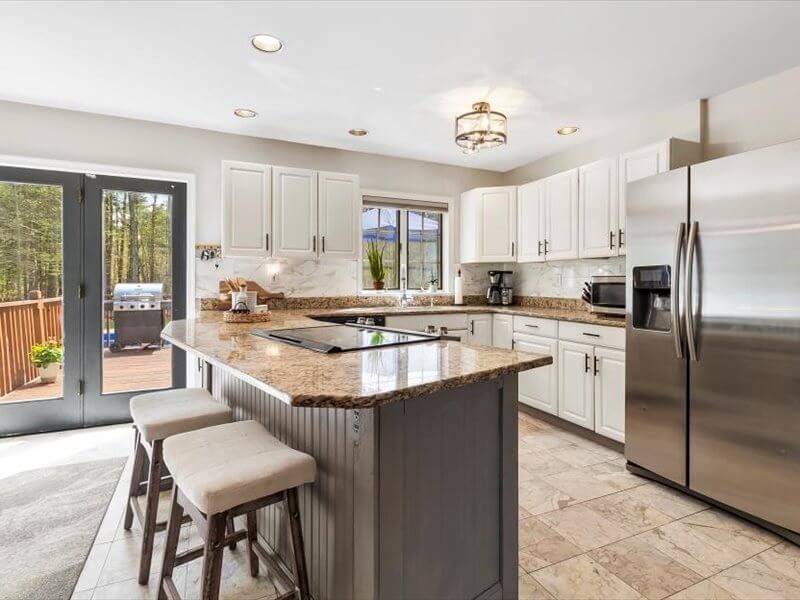 25 Algonquin Drive