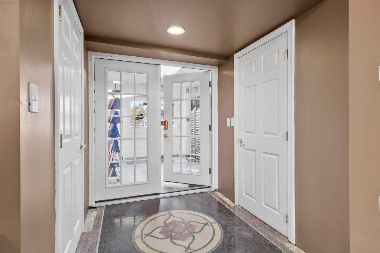 155 Ushers Rd.