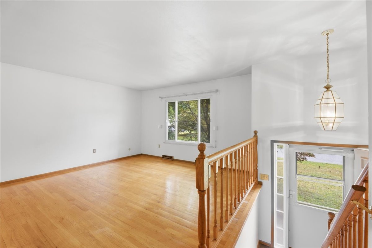 20 Linden Court, Clifton Park